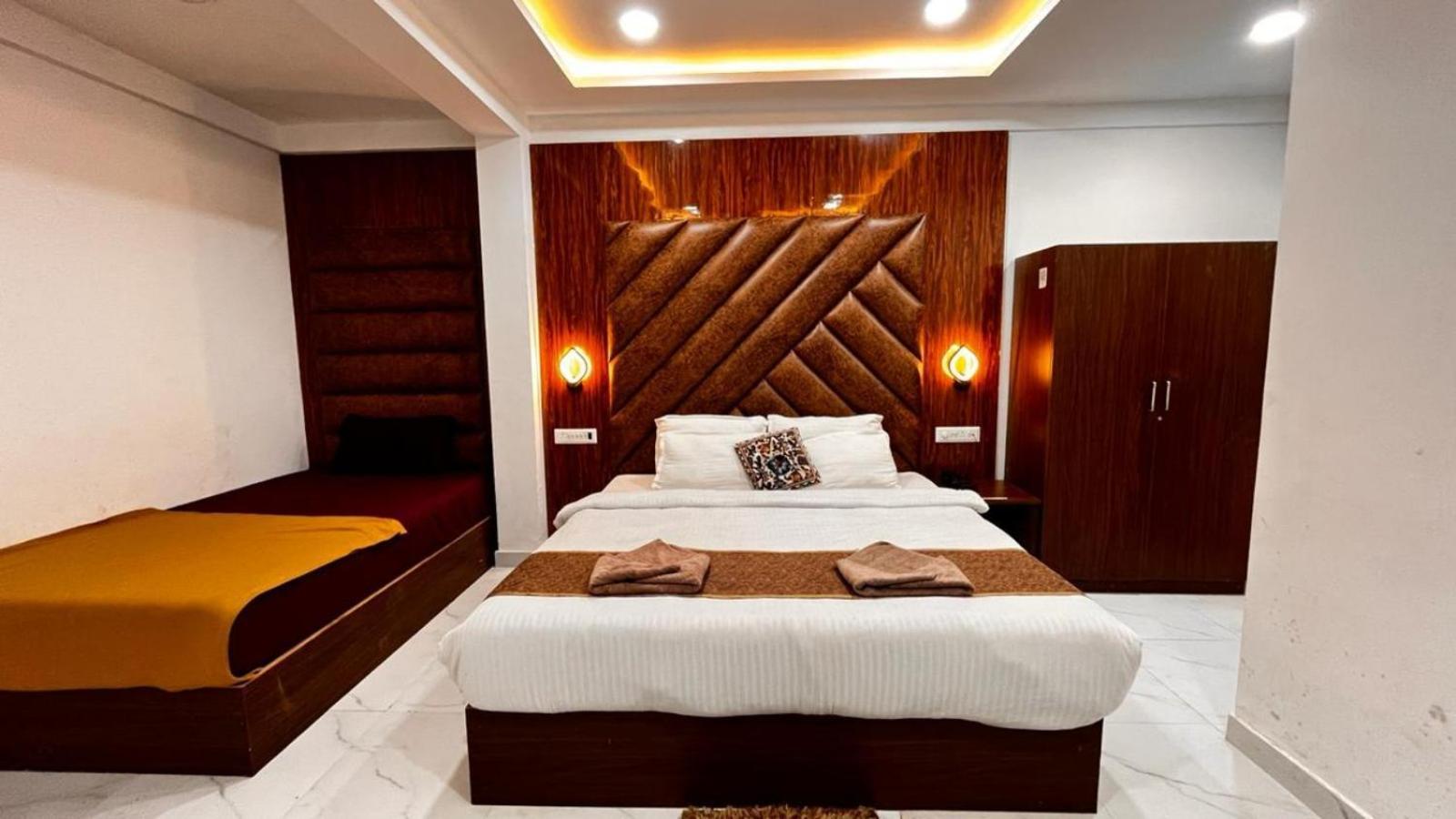 Hotel Small Daddy Plus Calangute Exterior photo