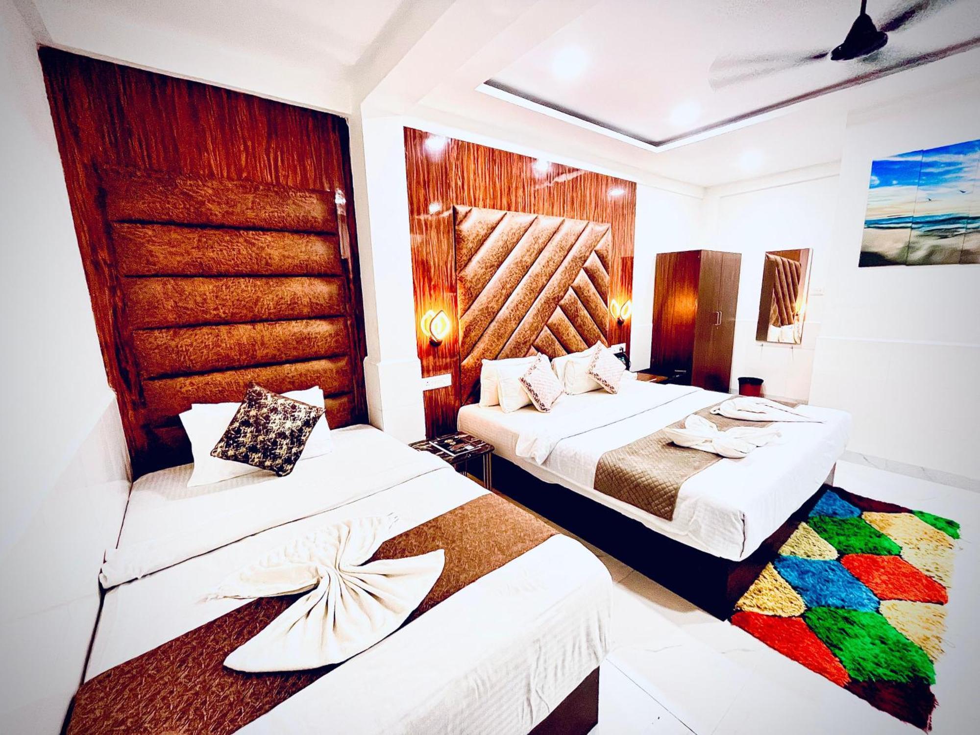 Hotel Small Daddy Plus Calangute Exterior photo