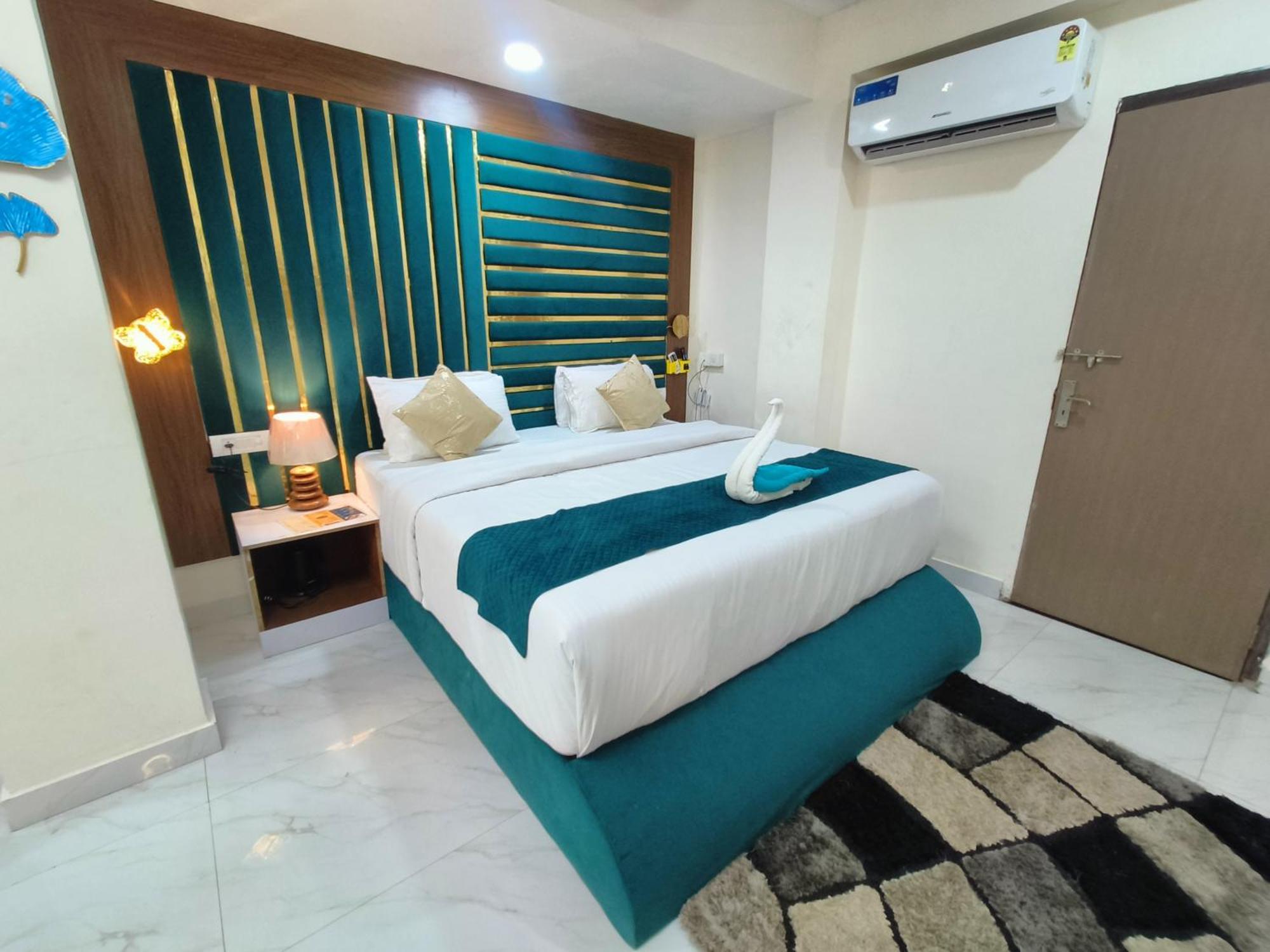 Hotel Small Daddy Plus Calangute Exterior photo