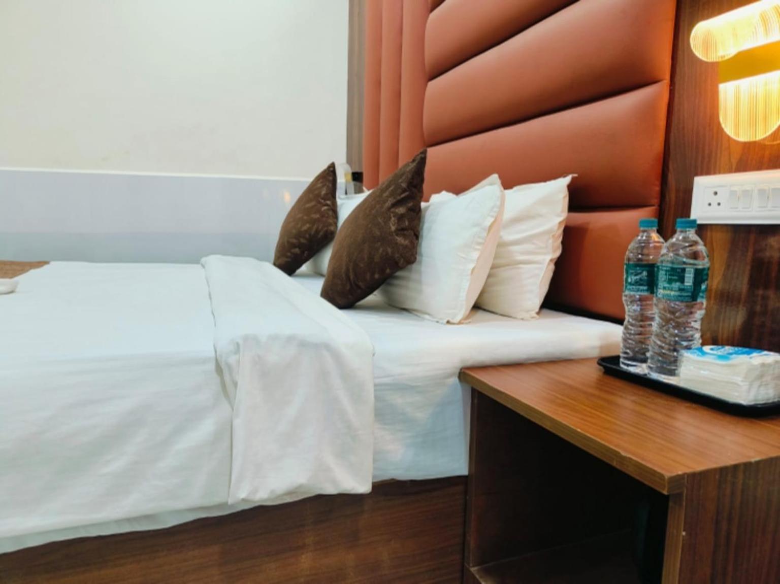 Hotel Small Daddy Plus Calangute Exterior photo