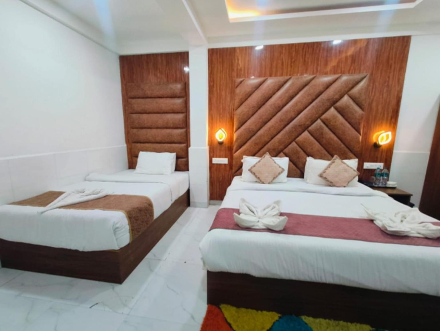 Hotel Small Daddy Plus Calangute Exterior photo