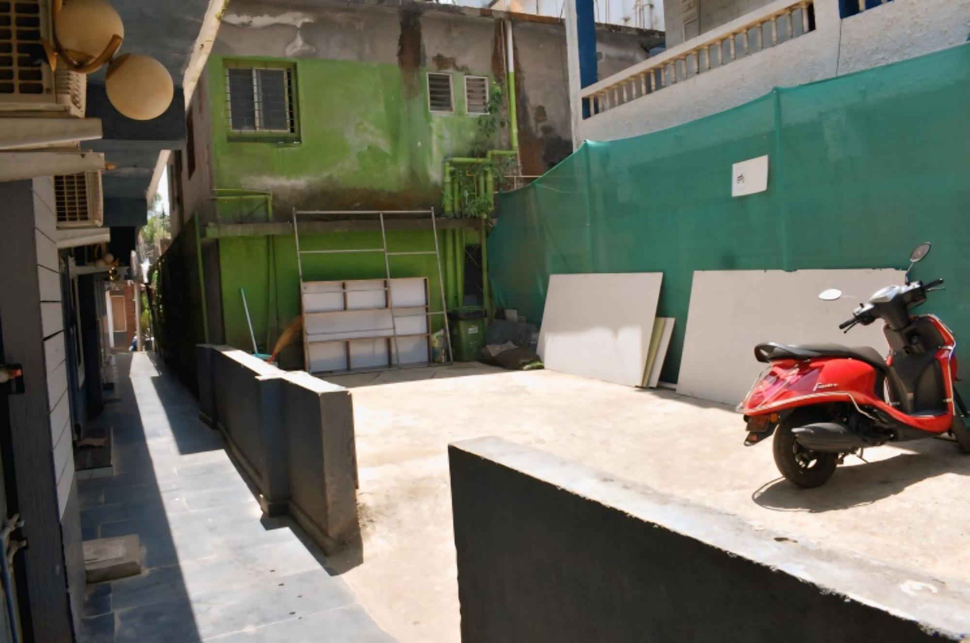 Hotel Small Daddy Plus Calangute Exterior photo
